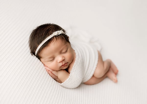 Image of Makena / white