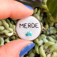 Image 10 of Broche merde (petite) test