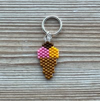 Isvaffel (choko, bær, mango)