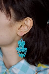 Image 1 of Copy of  Deli Earrings - Tiffany at the sea - Petites boucles brodées - Fermoirs Arge...