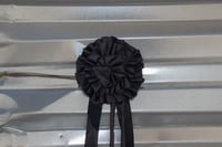Image 2 of " Acid Flowers And A Medal From Mother " Rosette Collection - nº1