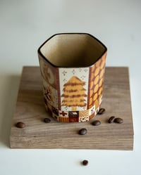 Image 5 of Woodland Hexagon Ceramic Cup