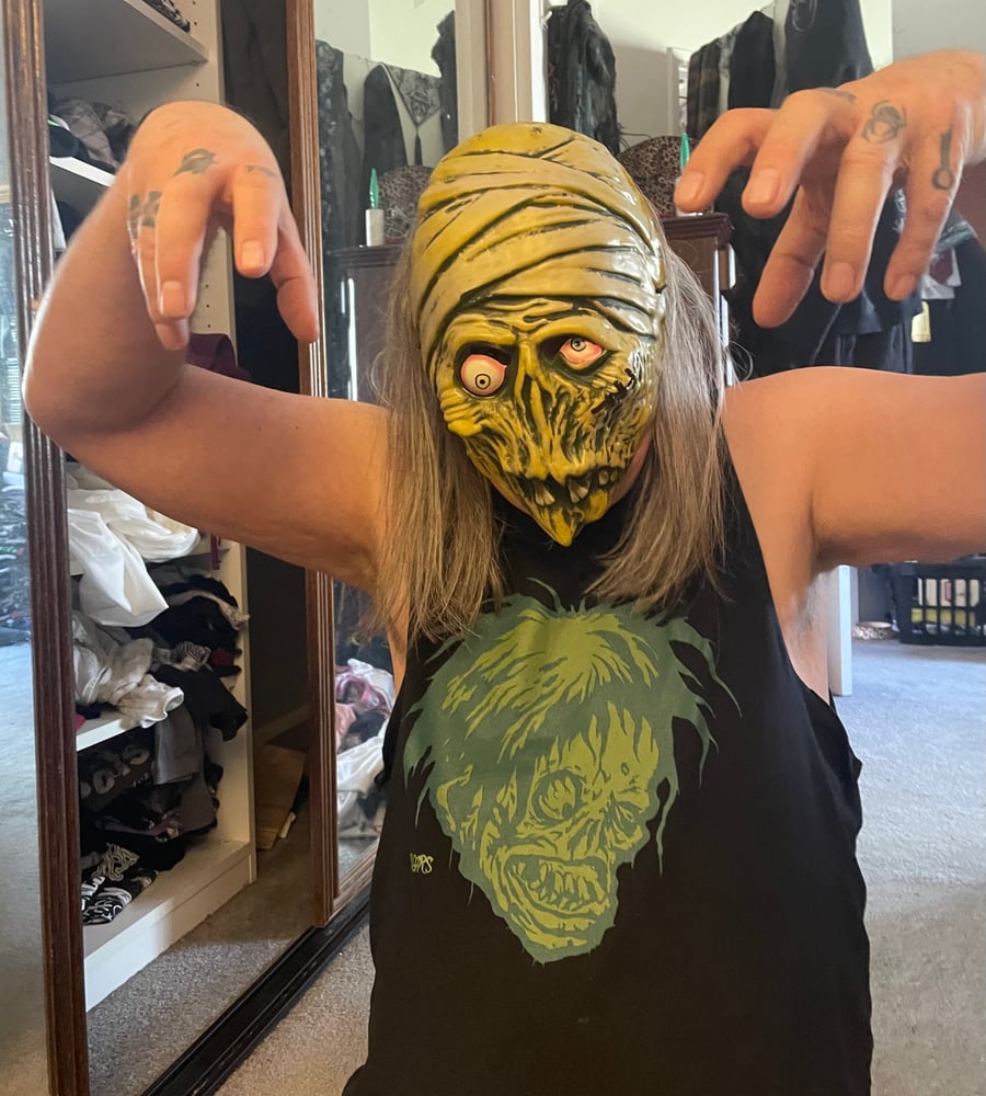 Image of MUMMY - vacuform mask - 14 left