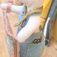 Image 2 of Little Mouse Makes A Quilt Felt Craft Mini Kit