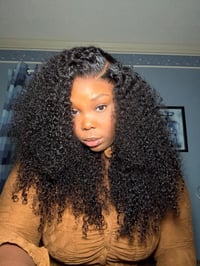 22 Inch Kinky Curly HD 5x5 Lace Closure Wig - Gently Worn - Ready To Wear