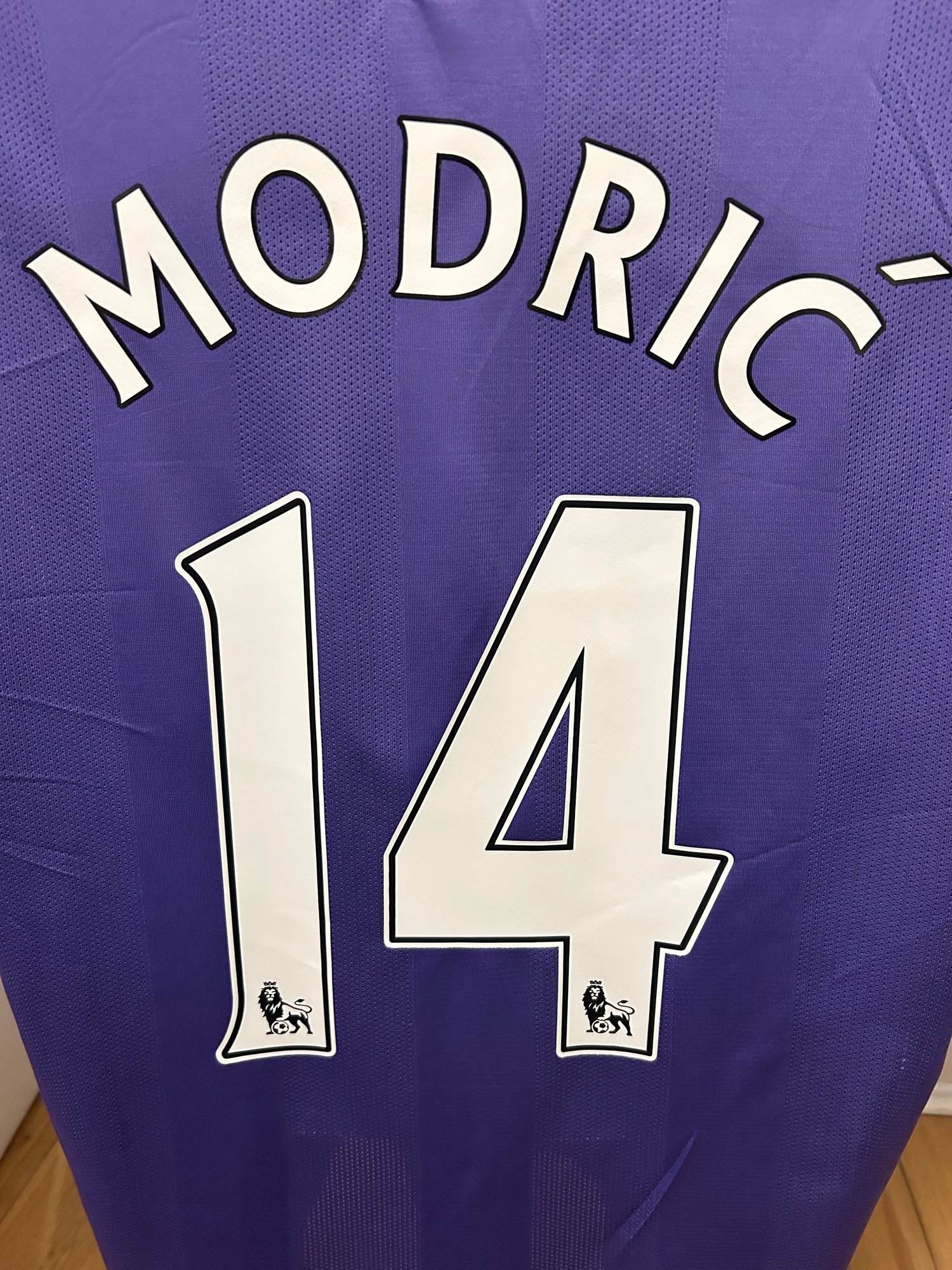 Image of Tottenham Hotspur “MODRIĆ 14” 2011/12 Away Shirt + PL patches (XL)