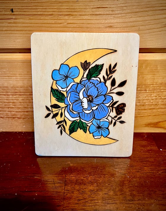 Image of Moon and flowers (thin basswood) 