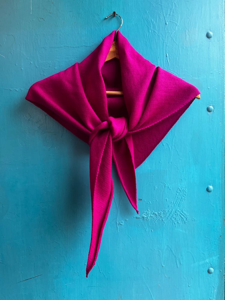 Image of Merino Wool Triangle Scraf