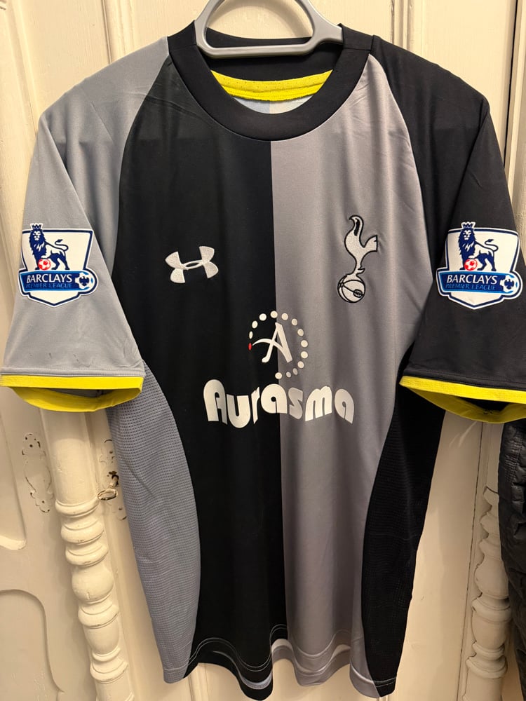Image of Tottenham Hotspur “BALE 11” 2012/13 Third Shirt + PL patches   (M)