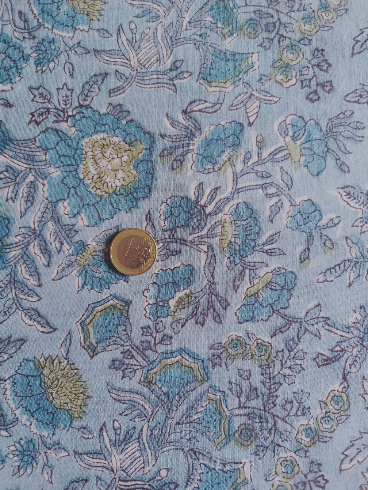 Image of Namaste fabric fleurs mélangées