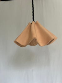 Image 2 of Natural leather wavy shade 