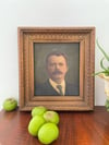 Antique portrait of a Gentleman in gilt frame 