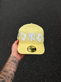 Image 3 of BABY YELLOW NEW YORK YANKEES CUSTOM FITTED CAP
