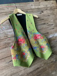 Image 4 of Chaleco feito a man. FOLIADA195. Talla S