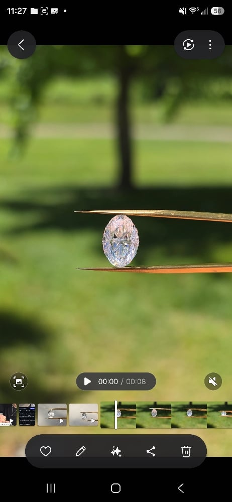Image of Light Rays - Fantasy Sapphire 
