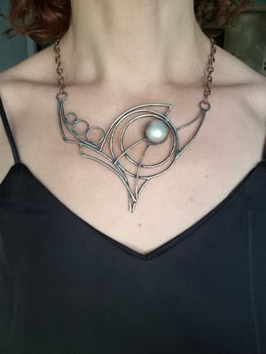 Pearl necklace 