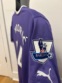 Image 5 of Tottenham Hotspur “MODRIĆ 14” 2011/12 Away Shirt + PL patches (M)