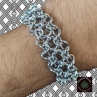 Image 1 of Möbius Olondo 