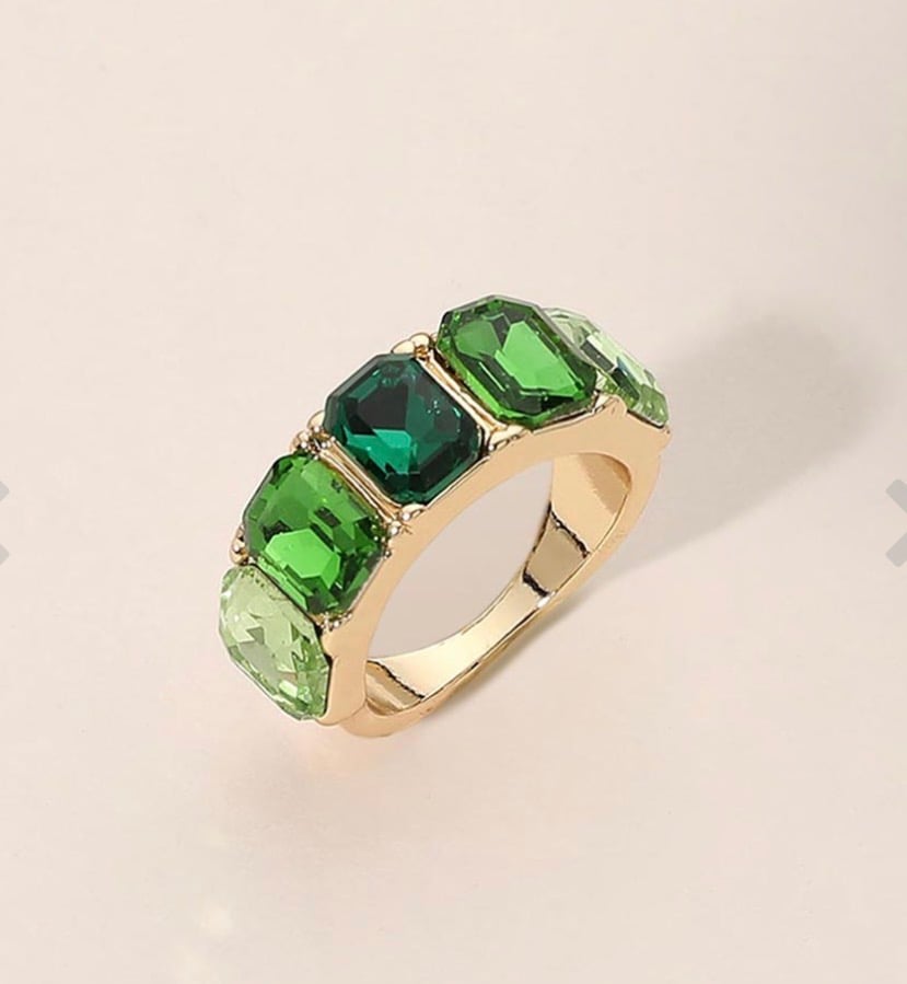 Image of EMERALD STONE RING BAND 