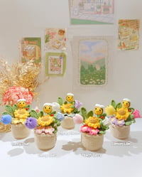Image 1 of Bee & Bloom Flowers Pot