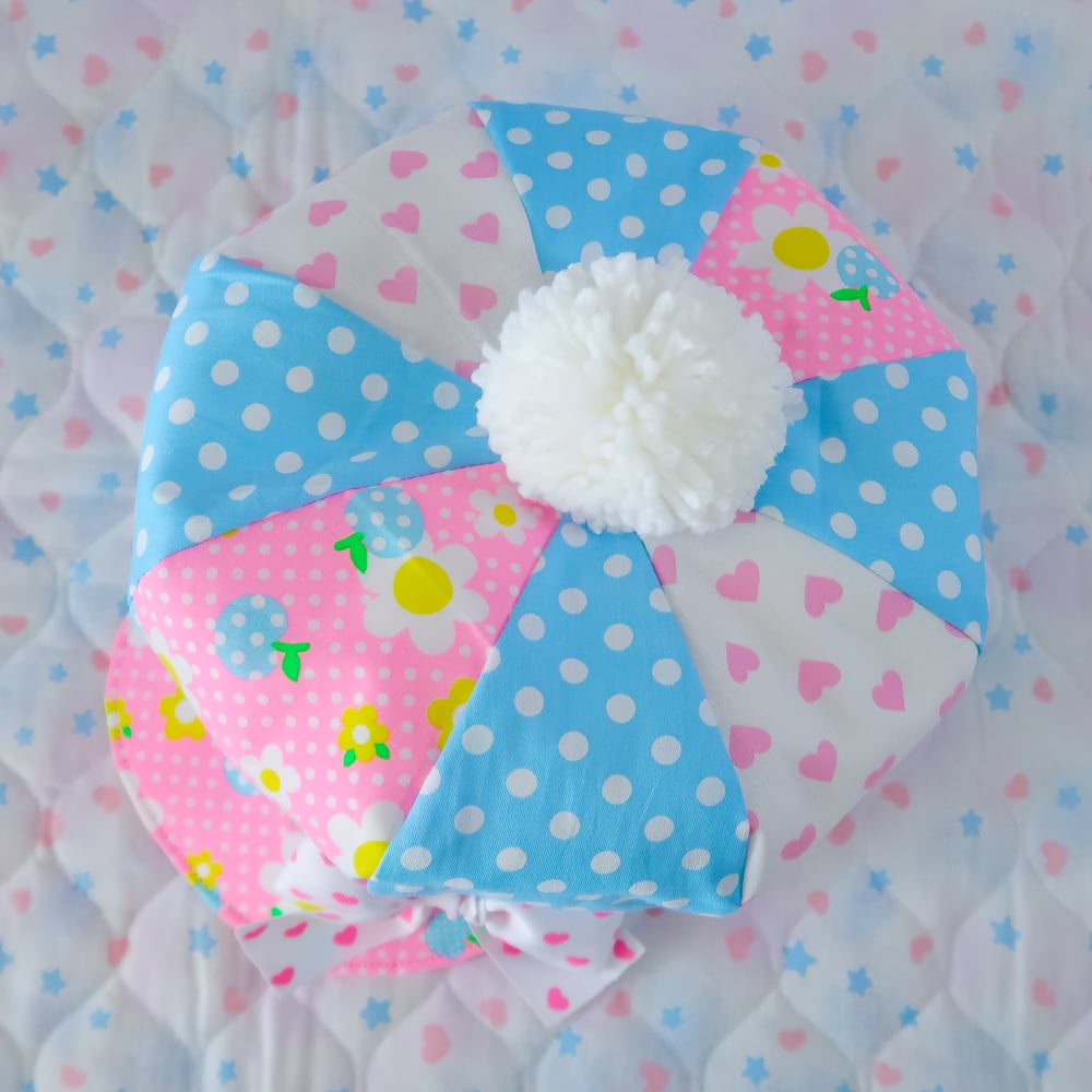 Newsboy Mix Hat: Flower Pop