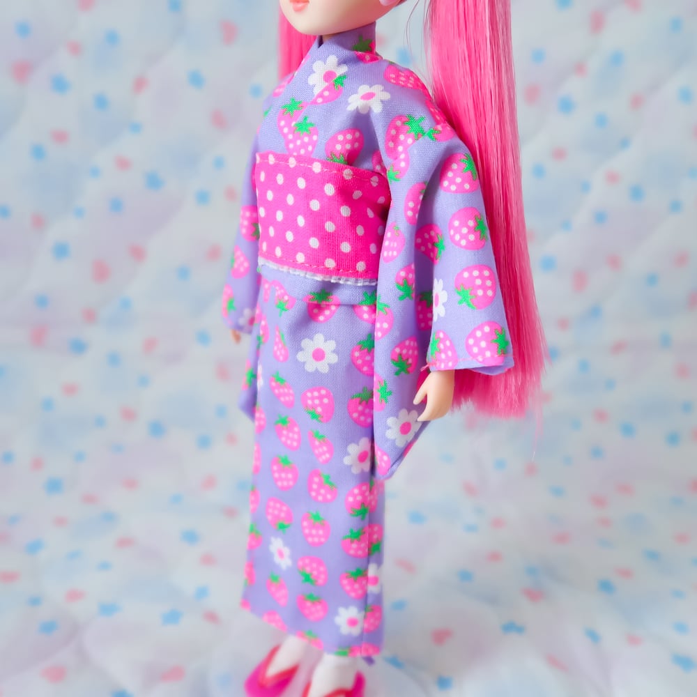 Licca Clothing: Pink Berry Yukata