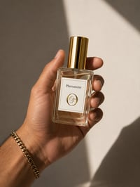 Image 3 of Pheromone