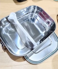 Image 2 of Stainless Steel Bento lunchbox with removable divider 1 or 2 compartments 