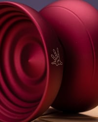 Image 1 of Farcast Yo-Yo - Fuchsia