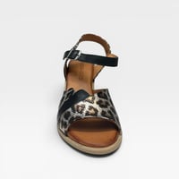 Image 2 of ROAMERS QUELLA BLACK ASH/LEOPARD