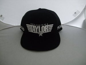 Image of "Feels Good To Be A Taylor" Snapback x Necklace Combo