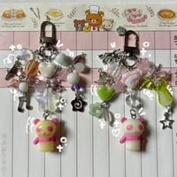 pink panda keychainsʕ´•ᴥ•`ʔ