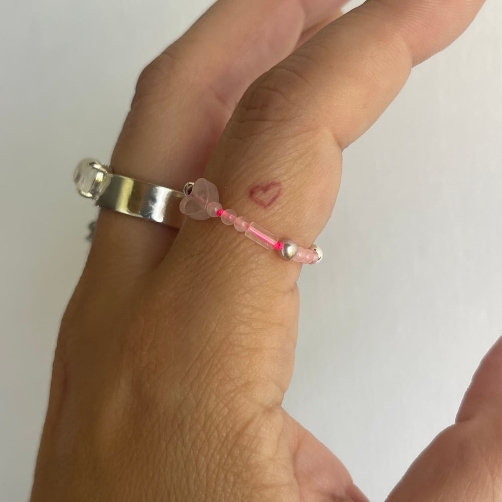 Image of Pink quartz ring