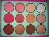 Image 4 of Shakira 117 color Eyeshadow palette