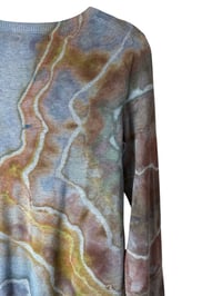 Image 7 of ♻️ UPCYCLED XS Crew Sweater in Muted Geode Ice Dye