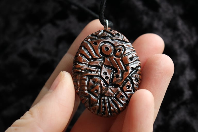 dead good dandelion and insect necklace Image 5