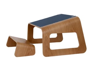 Image of Knelt™ Oak with unique Navy-blue pad and clips.