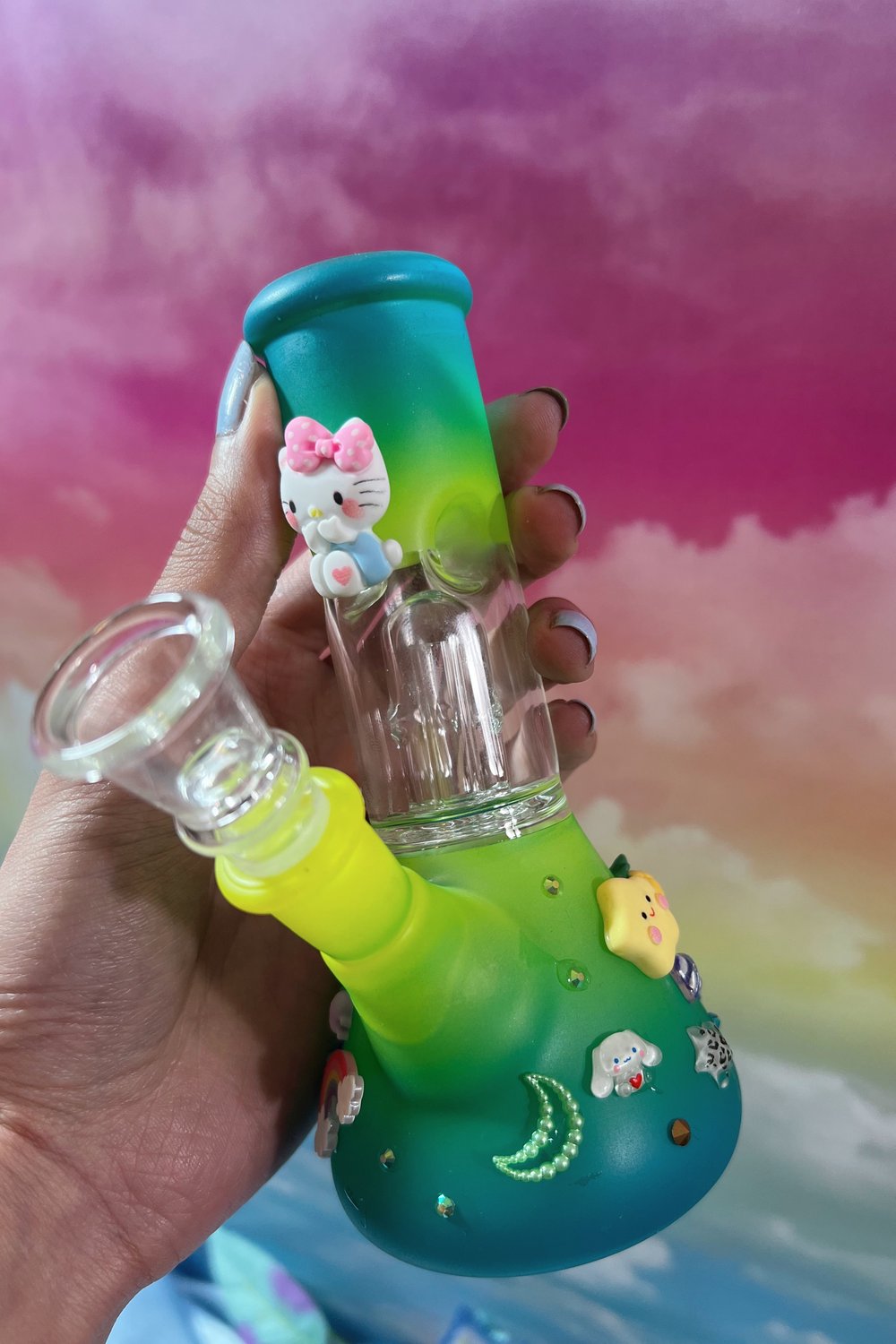 💚 🩵 Hello Cutie mini bong