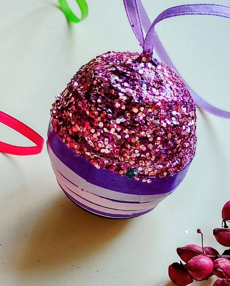 Image of Sparkly Baubles
