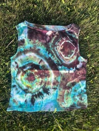 Image 2 of kalediscope eyes geode ice dyed crop tank (L)