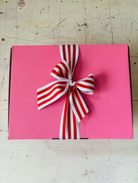 Image 1 of PINK BOX FULL OF BOWS