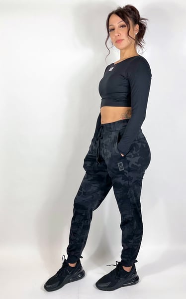 Image of PREMIUM JOGGERS BLACK CAMO 