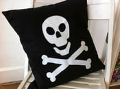 Image of Skull 'n' CrossBones Cushion