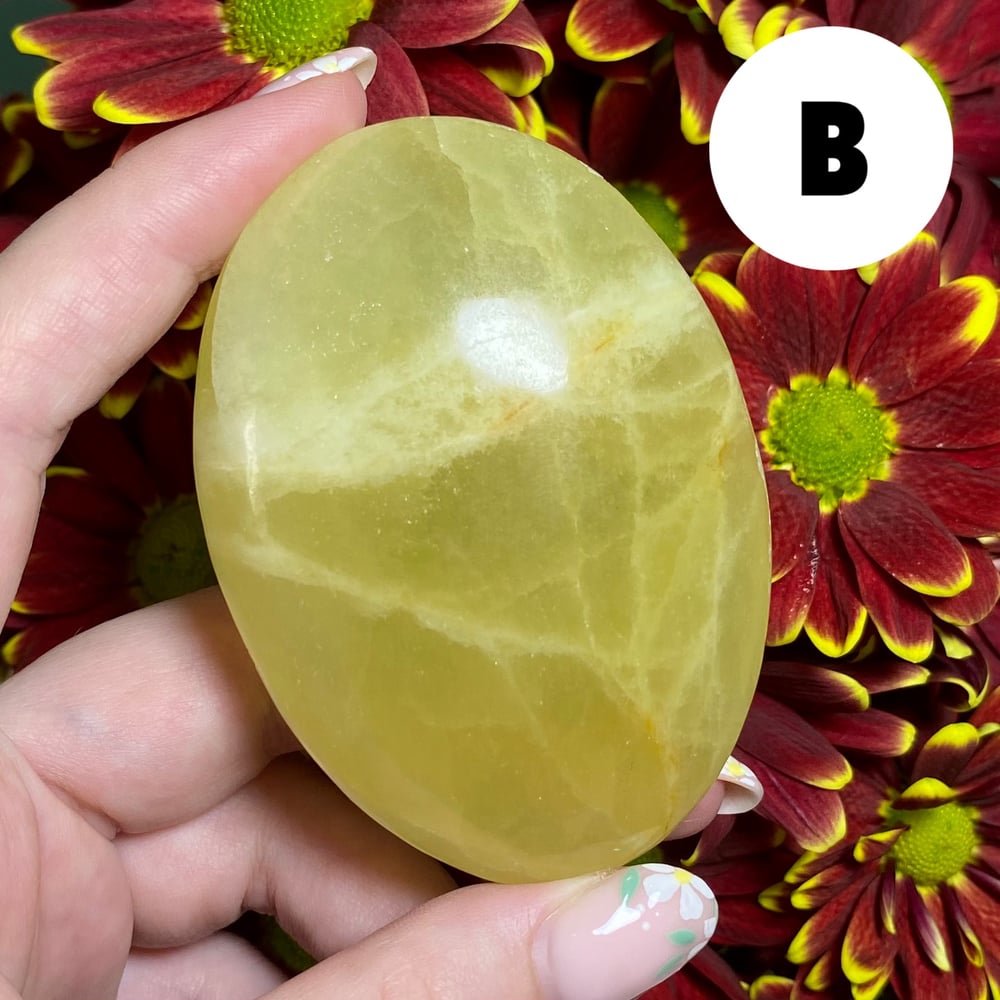 Image of Lemon Calcite Palmstone