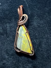 Bumblebee Jasper Triangle Right 
