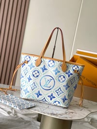 Image 4 of Lou pink & blue purses 👜 
