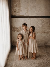 Image 2 of Simplistic Family Minis