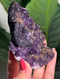 Image 5 of NATURAL RAINBOW IRIDESCENT CUBIC FLUORITE -CHINA- B