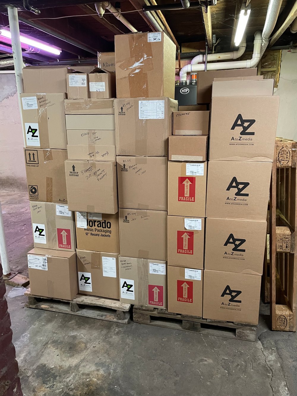 2 LP + 5 7" - MYSTERY BOX
