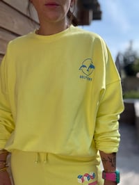 Image 1 of Sweat shirt crew Byron bay yellow